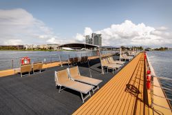 Clea Sundeck